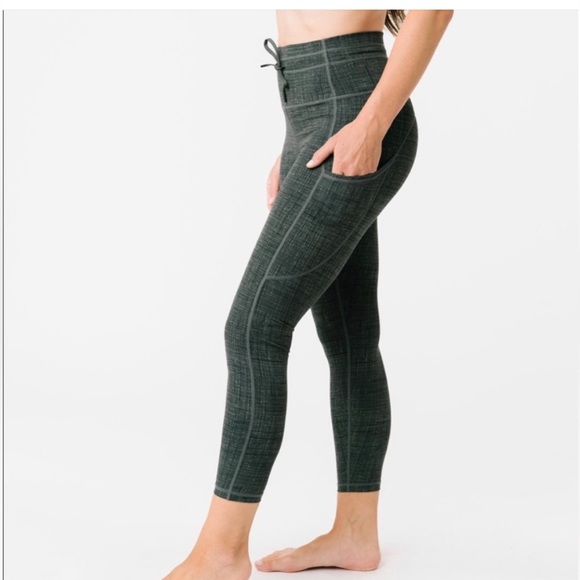 Zyia Sage Medley Pocket Drawstring Luxe 7/8 24” (8-10) - Picture 2 of 7